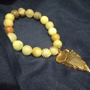 Kinsley Armelle Arrowhead Bracelet